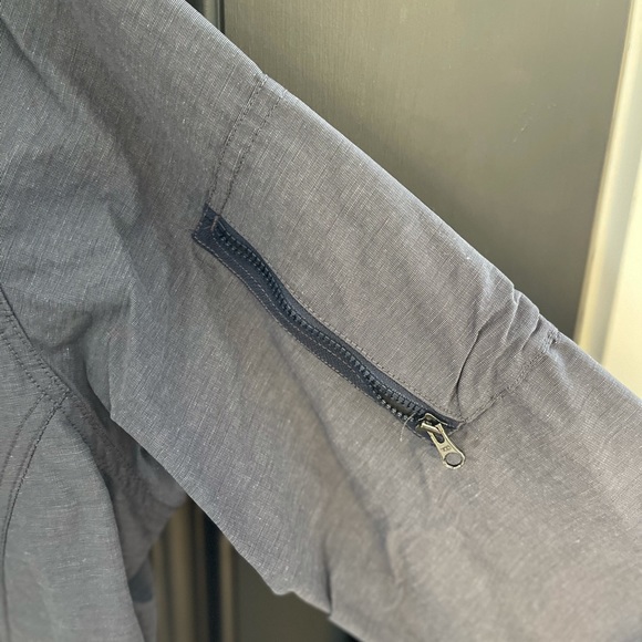 Eddie Bauer lightweight bomber jacket - Picture 3 of 5